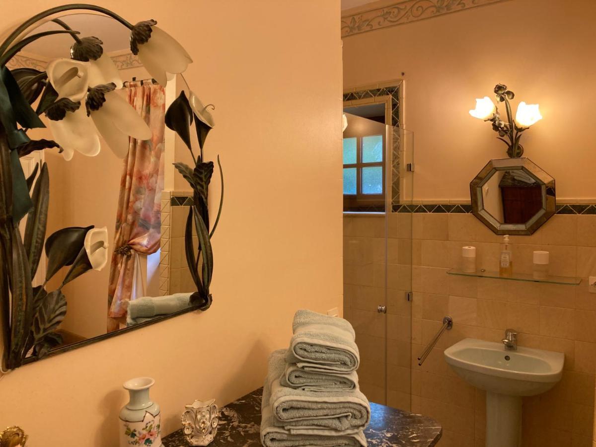 La Forge De La Coudraie Bed & Breakfast Pleugueneuc Bagian luar foto